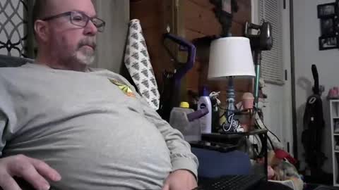 granitebuckeye1969 online show from 12/24/24, 01:06