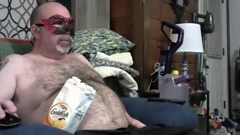 granitebuckeye1969 online show from 02/26/25, 03:21