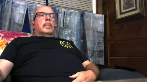 granitebuckeye1969 online show from 10/18/25, 10:21