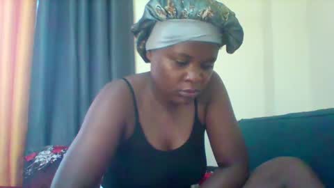 Snapshot of grannylover_ chatting on 02/10/25, 04:52 grannylover_ online show from 02/10/25, 04:52