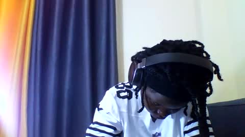 Snapshot of grannylover_ chatting on 09/16/25, 04:57 grannylover_ online show from 09/16/25, 04:57