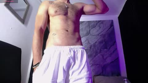 Grant Irons  online show from 04/23/26, 12:04