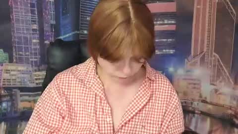 Snapshot of gray_swann chatting on 07/24/26, 12:14 Ray online show from 07/24/26, 12:14