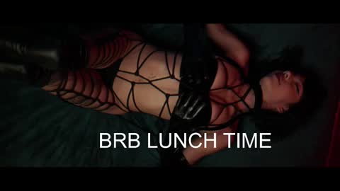 grayce blossoms24 online show from 02/26/25, 11:15