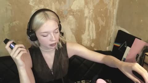 graylovescookies online show from 12/07/24, 07:43