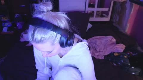 graylovescookies online show from 12/26/24, 07:27