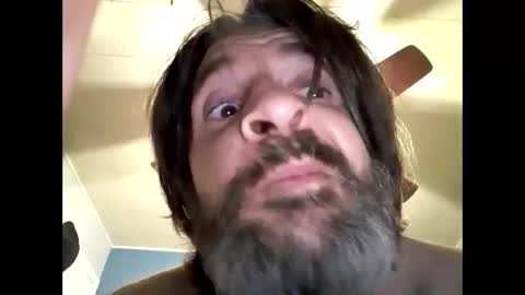 Snapshot of greatgoddamnsatan chatting on 10/08/25, 08:34 Lord Satan online show from 10/08/25, 08:34