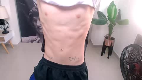 Snapshot of grecia_millercol chatting on 12/17/24, 01:27 grecia_millercol online show from 12/17/24, 01:27