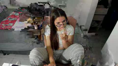 GreciaRuiz online show from 04/28/26, 02:27