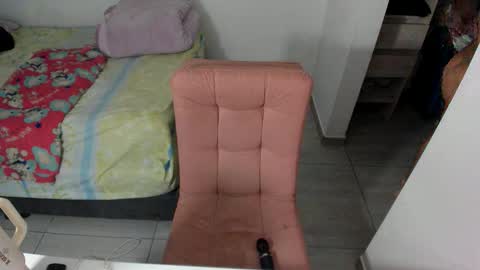 Snapshot of greciaruiz chatting on 06/04/26, 11:22 GreciaRuiz online show from 06/04/26, 11:22