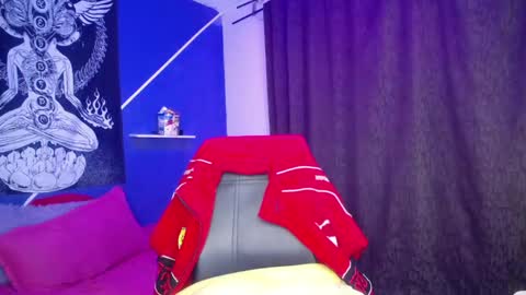 Snapshot of greeicy_love2 chatting on 02/04/25, 03:00 greeicy_love2 online show from 02/04/25, 03:00