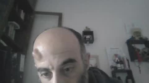 Snapshot of greekgod19cm chatting on 12/16/25, 08:41 greekgod19cm online show from 12/16/25, 08:41