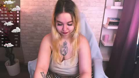 Lina 3 online show from 05/14/26, 01:18