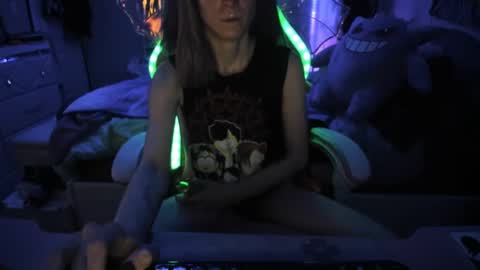 Snapshot of greeneyedlovexo chatting on 01/12/25, 05:24 GreenEyedLovexo online show from 01/12/25, 05:24