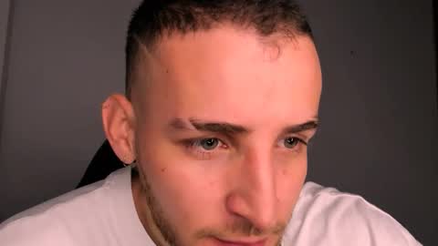 Juan online show from 10/10/25, 02:05