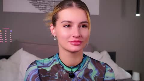 Kelly online show from 11/12/25, 01:55