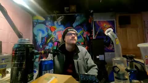 Greenlungs8195 online show from 02/26/25, 05:31