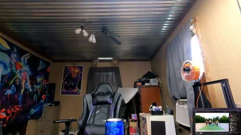 Greenlungs8195 online show from 11/01/25, 06:21