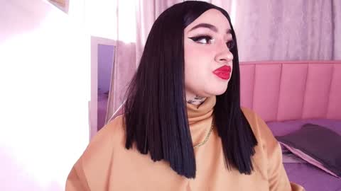 Snapshot of greennbella chatting on 12/27/24, 07:03 online show from 12/27/24, 07:03