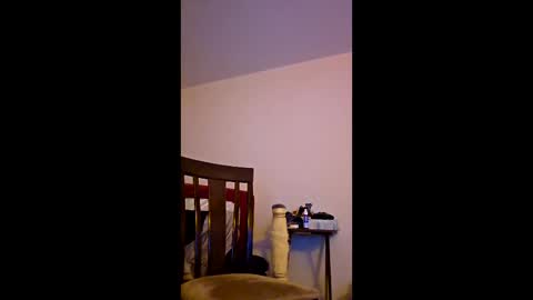 Snapshot of greenvertgo chatting on 12/14/25, 08:09 greenvertgo online show from 12/14/25, 08:09