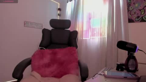 Medussa online show from 03/12/26, 08:37