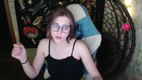 Lina online show from 05/18/26, 06:25