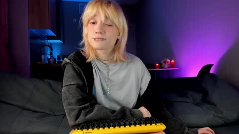 Greg-independent model online show from 01/31/25, 06:57