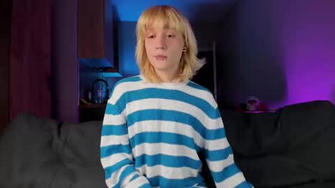 Greg-independent model online show from 03/08/25, 07:31