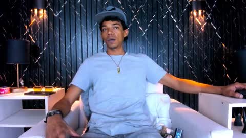 GregorySforza online show from 12/20/25, 06:04