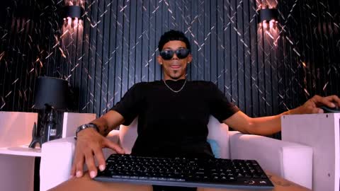 GregorySforza online show from 04/11/26, 07:45