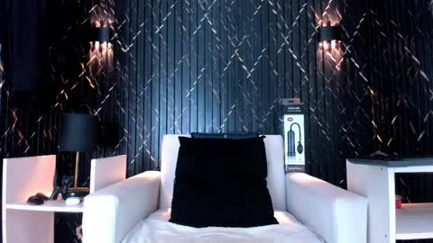 GregorySforza online show from 04/21/26, 03:57