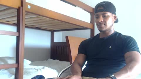 Snapshot of gregory_x chatting on 12/18/24, 07:30 Gregory max online show from 12/18/24, 07:30