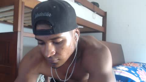 Snapshot of gregory_x chatting on 01/28/25, 08:26 Gregory max online show from 01/28/25, 08:26