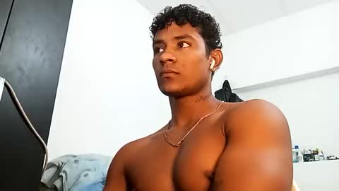 Snapshot of gregory_x chatting on 05/25/26, 04:57 Gregory max online show from 05/25/26, 04:57