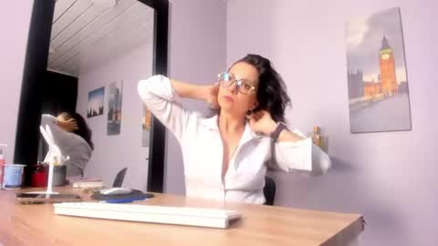 Snapshot of greta_borbon chatting on 07/06/26, 03:03 Greta online show from 07/06/26, 03:03