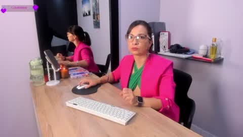 Snapshot of greta_borbon chatting on 07/10/26, 11:24 Greta online show from 07/10/26, 11:24
