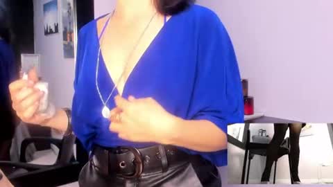 Snapshot of greta_borbon chatting on 07/24/26, 11:30 Greta online show from 07/24/26, 11:30