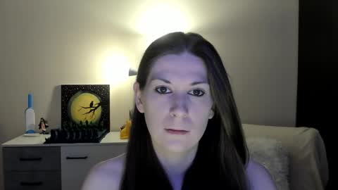 Snapshot of gretamiln chatting on 01/06/26, 11:07 Greta online show from 01/06/26, 11:07