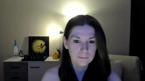 Snapshot of gretamiln chatting on 02/19/26, 12:39 Greta online show from 02/19/26, 12:39