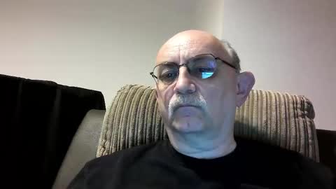 Snapshot of grey_dom chatting on 12/29/24, 02:10 Master  Sir online show from 12/29/24, 02:10