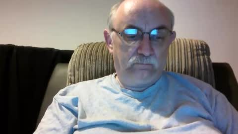 Snapshot of grey_dom chatting on 09/26/25, 10:14 Master  Sir online show from 09/26/25, 10:14