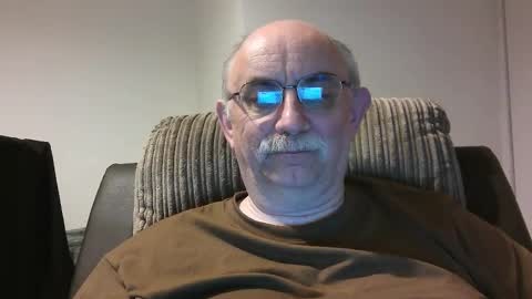 Snapshot of grey_dom chatting on 09/29/25, 08:46 Master  Sir online show from 09/29/25, 08:46