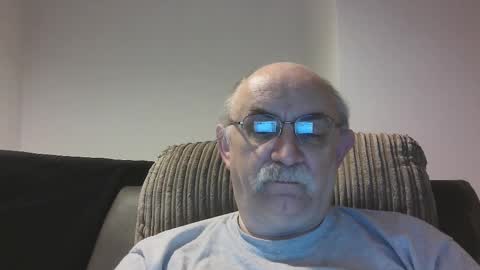 Snapshot of grey_dom chatting on 10/26/25, 08:20 Master  Sir online show from 10/26/25, 08:20