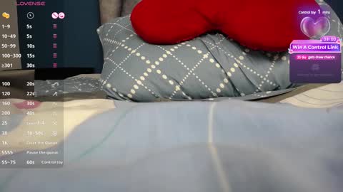 Snapshot of grey_lorenz11 chatting on 03/12/25, 05:38 Grey Lorenz online show from 03/12/25, 05:38