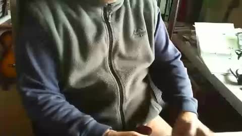 greyhounddog online show from 12/29/24, 12:55