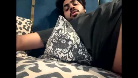 Snapshot of greymen2020 chatting on 02/22/26, 08:29 greymen2020 online show from 02/22/26, 08:29