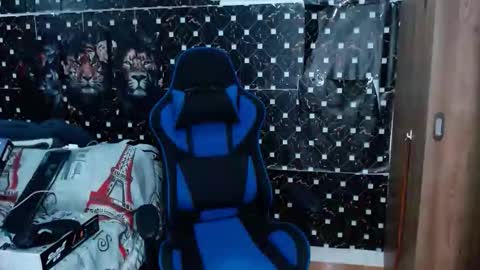 Snapshot of griego01 chatting on 01/10/26, 12:12 griego01 online show from 01/10/26, 12:12