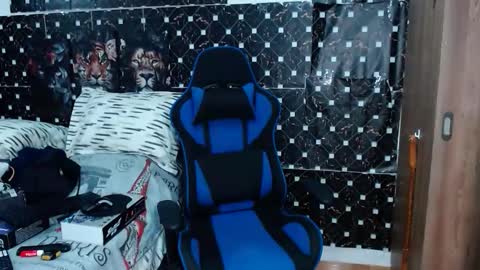 Snapshot of griego01 chatting on 01/14/26, 11:20 griego01 online show from 01/14/26, 11:20