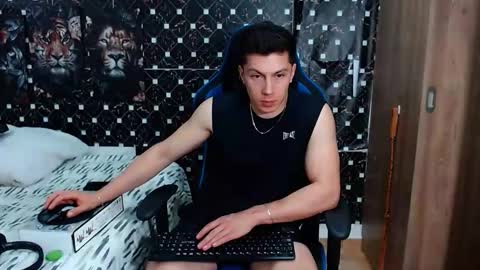 Snapshot of griego01 chatting on 05/06/26, 06:41 griego01 online show from 05/06/26, 06:41