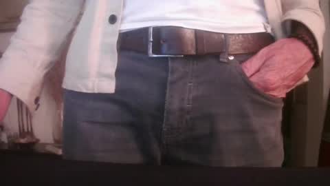 Snapshot of grimbergen123 chatting on 09/08/25, 07:57 Grim online show from 09/08/25, 07:57